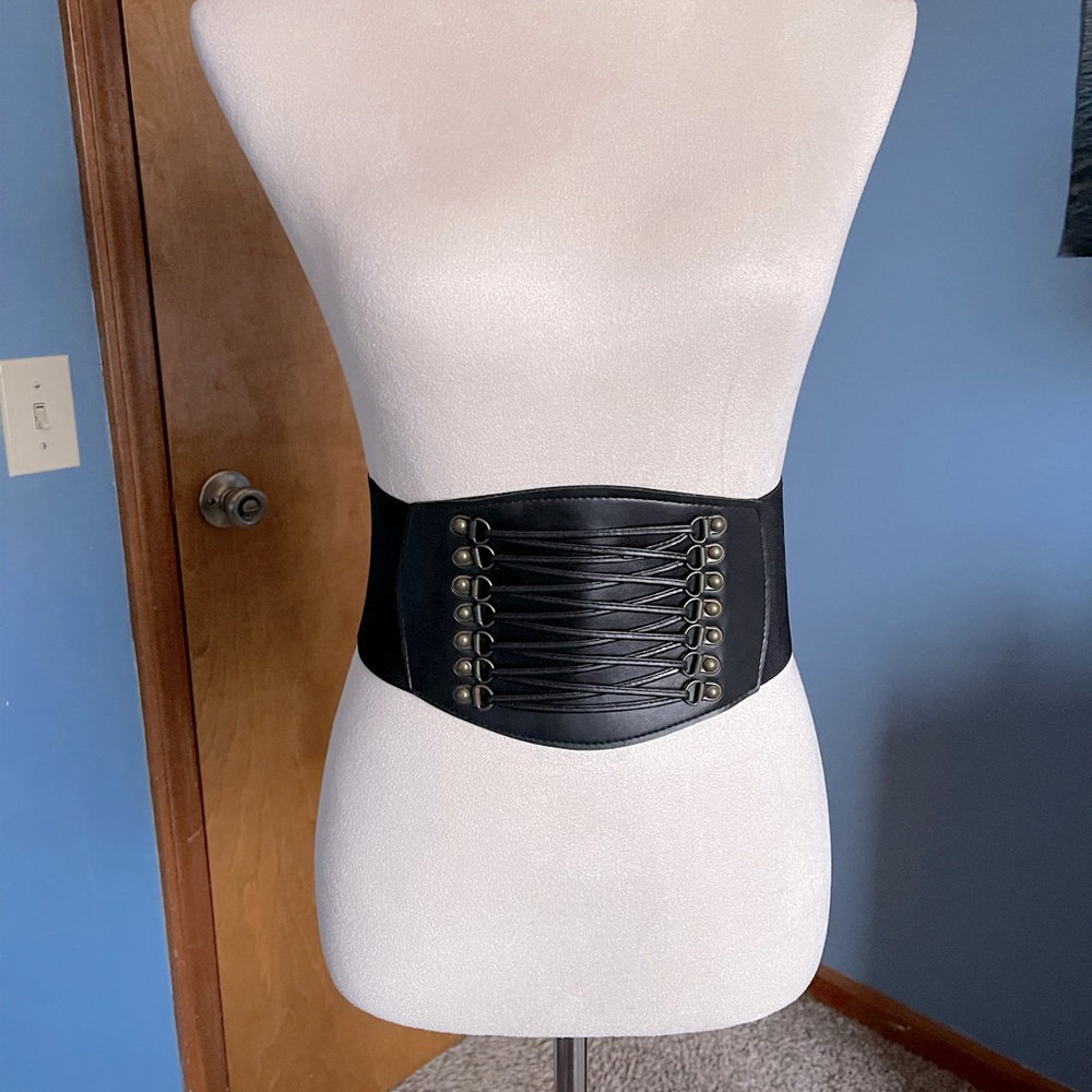 Adjustable Decorative Belt